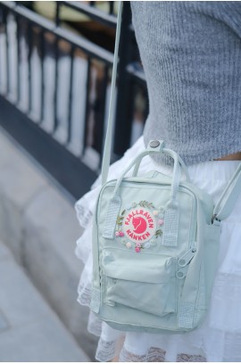 【新登場】Fjallraven Kanken Embroidery – Rose Whisper / Mint - Sling Size 